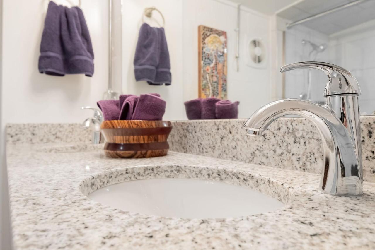 Folly Vacation Laid Back Casual Beach Bungalow 209-B Folly Beach Eksteriør billede