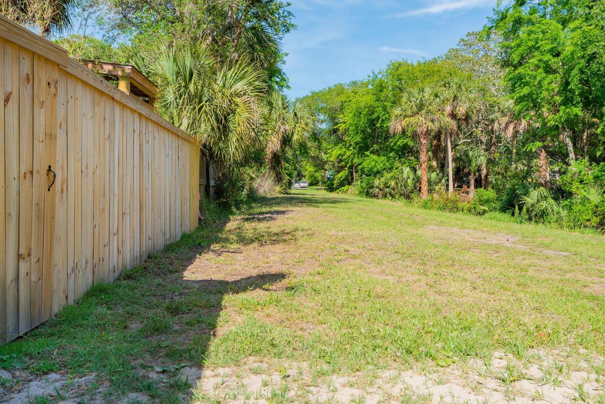 Folly Vacation Laid Back Casual Beach Bungalow 209-B Folly Beach Eksteriør billede